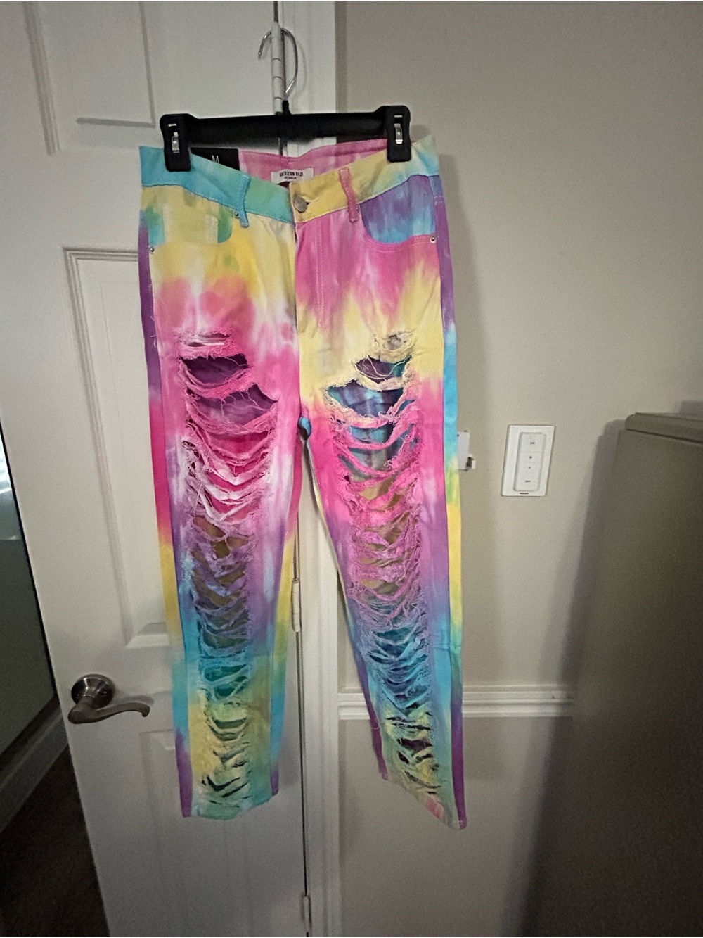 Colorful Distressed Jeans - Picture 5 of 5